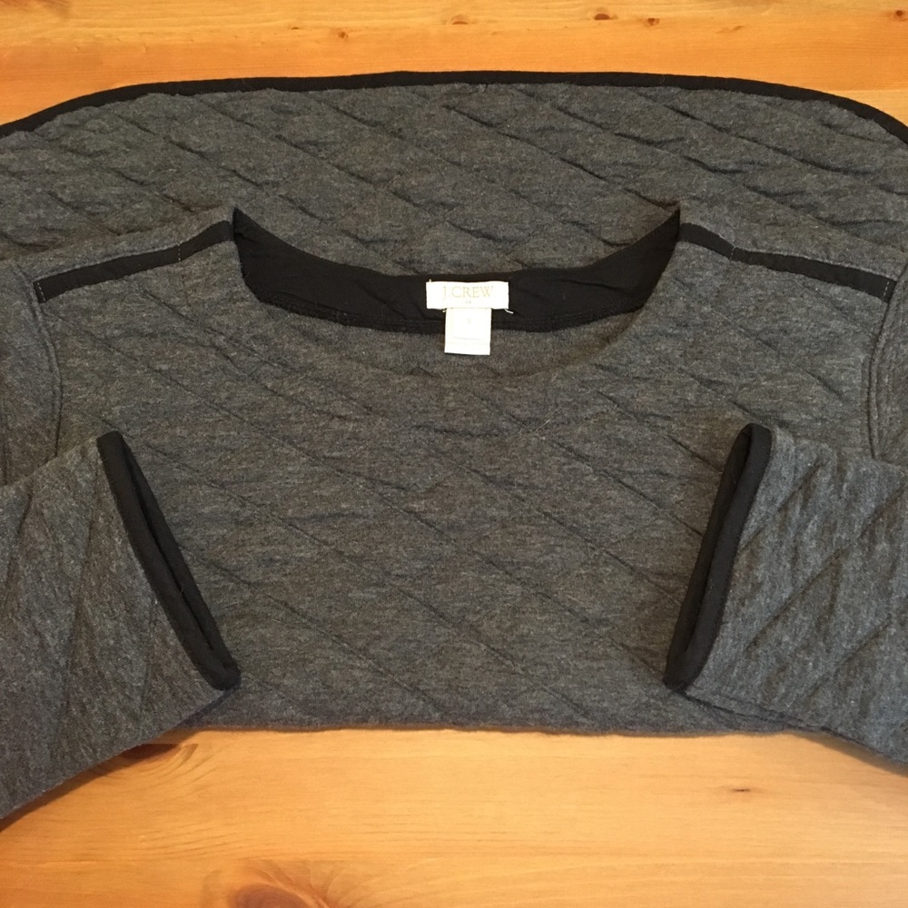J. Crew Gray Quilted Top Size Small - Picture 6 of 8